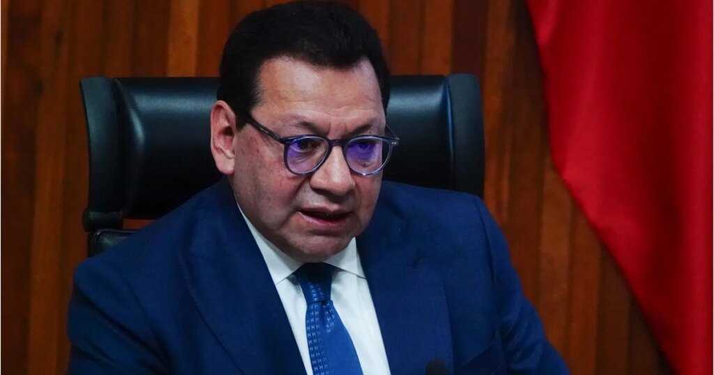 Sin conflicto de interés en el TEPJF: magistrado Fuentes Barrera sí podrá votar temas de Alito Moreno y el PRI