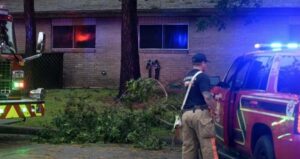 Suben a dos los muertos por el huracán Beryl en Texas