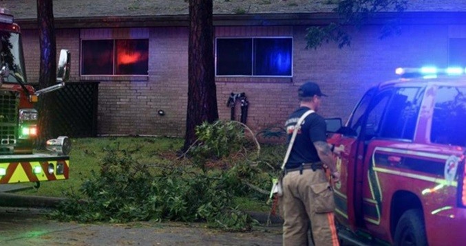 Suben a dos los muertos por el huracán Beryl en Texas