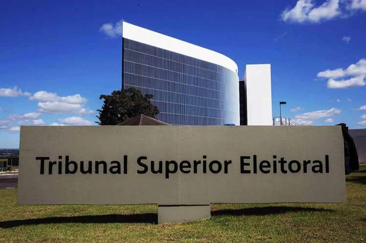 Tribunal electoral de Brasil desiste de enviar observadores