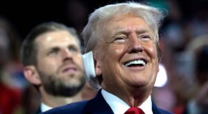 Trump promete crear una "reserva nacional estratégica de bitcoin" si gana las elecciones