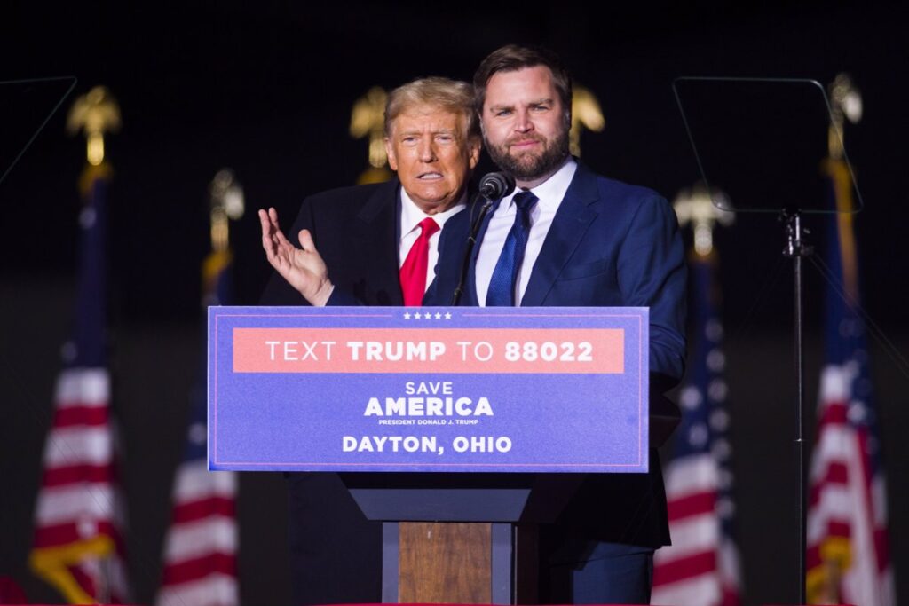 Trump y Vance son elegidos candidatos del Partido Republicano para las presidenciales de EEUU