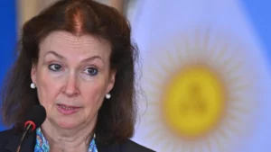 ÚLTIMA HORA | Canciller de Argentina insta a Maduro a “reconocer la derrota”: “perdieron en todos los estados por más de 35%” - AlbertoNews