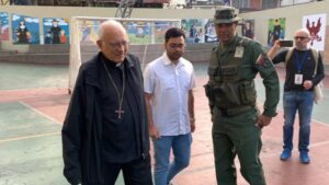 ÚLTIMA HORA | Cardenal Baltazar Porras ejerció su derecho al voto: “La población venezolana nos está dando un gran ejemplo (…) quieren encontrar un camino mejor y de bien para el país” - AlbertoNews