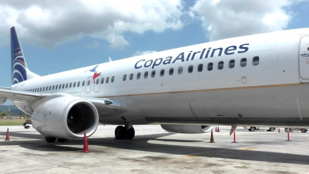 ÚLTIMA HORA | Dos vuelos de Copa Airlines retenidos en Panamá por tener a bordo a expresidentes de la región que intentan viajar a Venezuela para las presidenciales - AlbertoNews