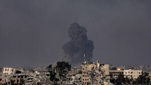 Un bombardeo israelí sobre un almacén de una ONG mata a cuatro trabajadores humanitarios en Jan Yunis