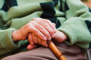 Un estudio identifica diferencias de sexo y de género en la resiliencia ante el Alzheimer