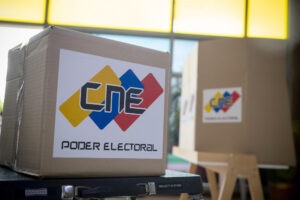 Venezolanos en Uruguay votan "seguros" de la derrota de Maduro en las urnas - AlbertoNews
