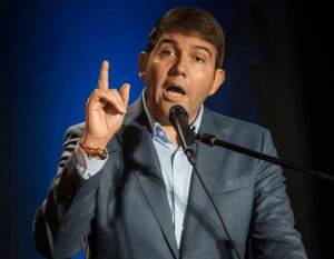 Voy a votar arriba y a la izquierda en la tarjeta del PSUV