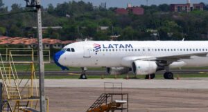 aerolínea Latam, afectada en Colombia, lanza mensaje