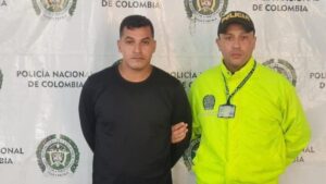 capturan a dos hombres que abusaban sexualmente de sus hijastros menores de edad