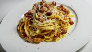 con este ingrediente mallorquín podrás cocinar la mejor carbonara