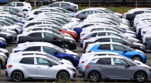 el frenazo del coche eléctrico se extiende por Europa