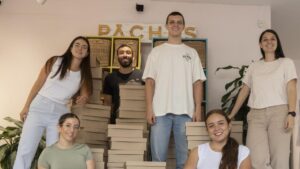 emprendedores que le apostaron a fabricar calzado con residuos de café