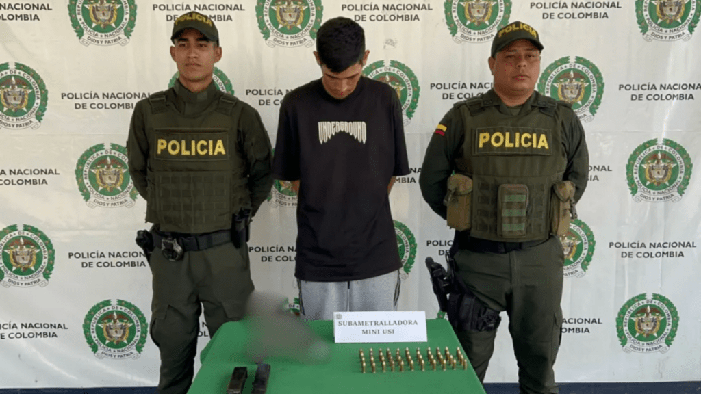 joven de 22 años fue capturado por portar una subametralladora