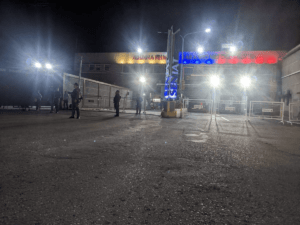 ¿A qué se debió el cierre de los puentes binacionales antes de la hora prevista?