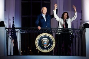¿Y ahora qué? La salida de Biden deja el calendario electoral sumido en la incertidumbre y a un Partido Demócrata en una carrera contrarreloj