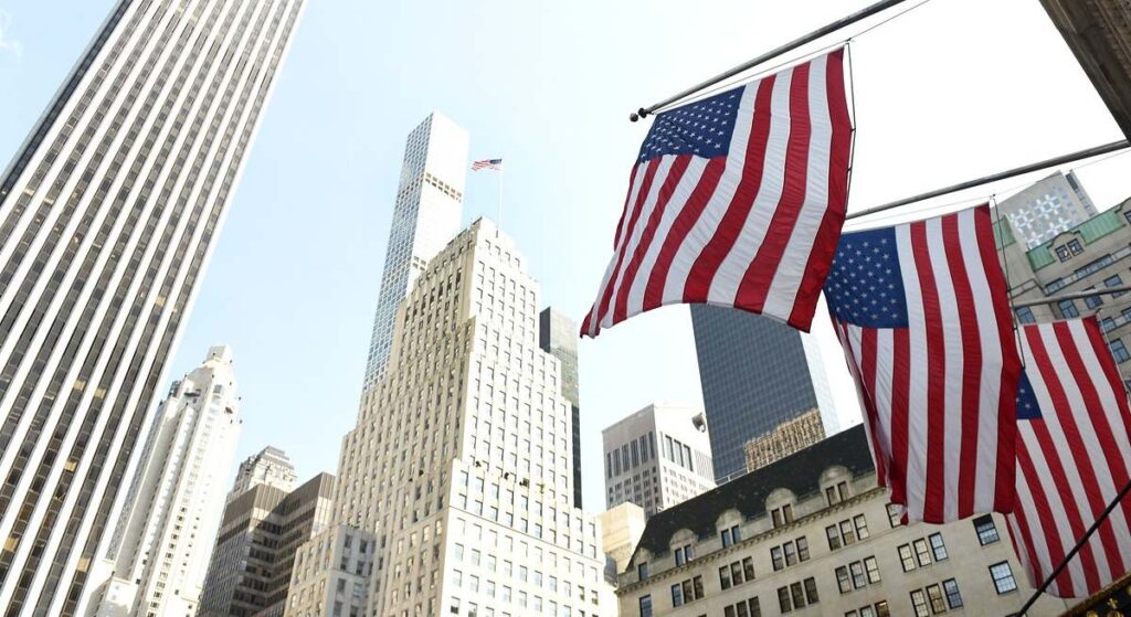 ¿Una falsa alarma de recesión mundial? Wall Street teme una 'sobrerreacción' de los mercados