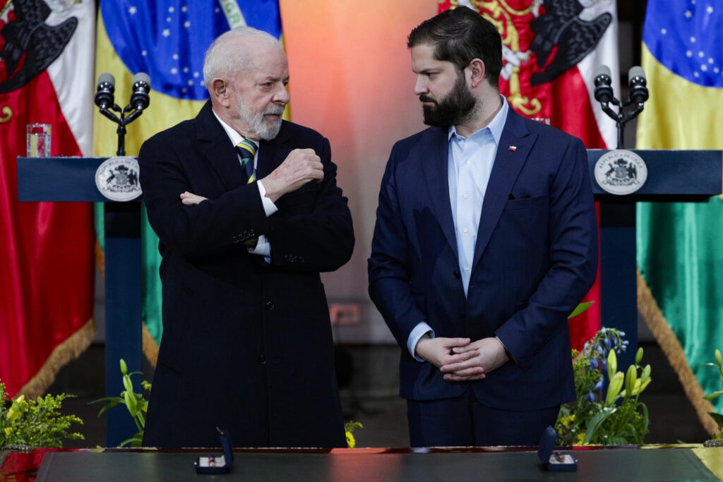 "Compromiso con la paz nos lleva a promover el diálogo en Venezuela", dice Lula da Silva