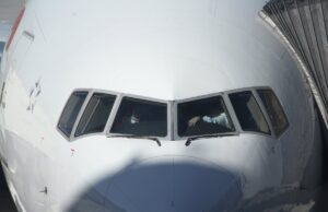 Un avión con 62 personas a bordo se estrella cerca de Sao Paulo