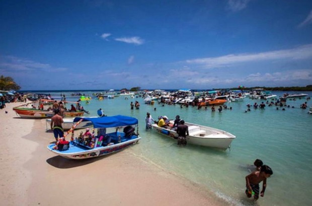 Sector turístico de Falcón aspira a que se incremente la afluencia de visitantes en septiembre