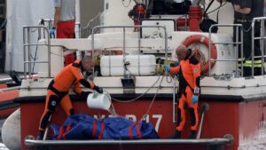 Hallado el cuerpo de Mike Lynch tras naufragio en Sicilia; su hija sigue desaparecida