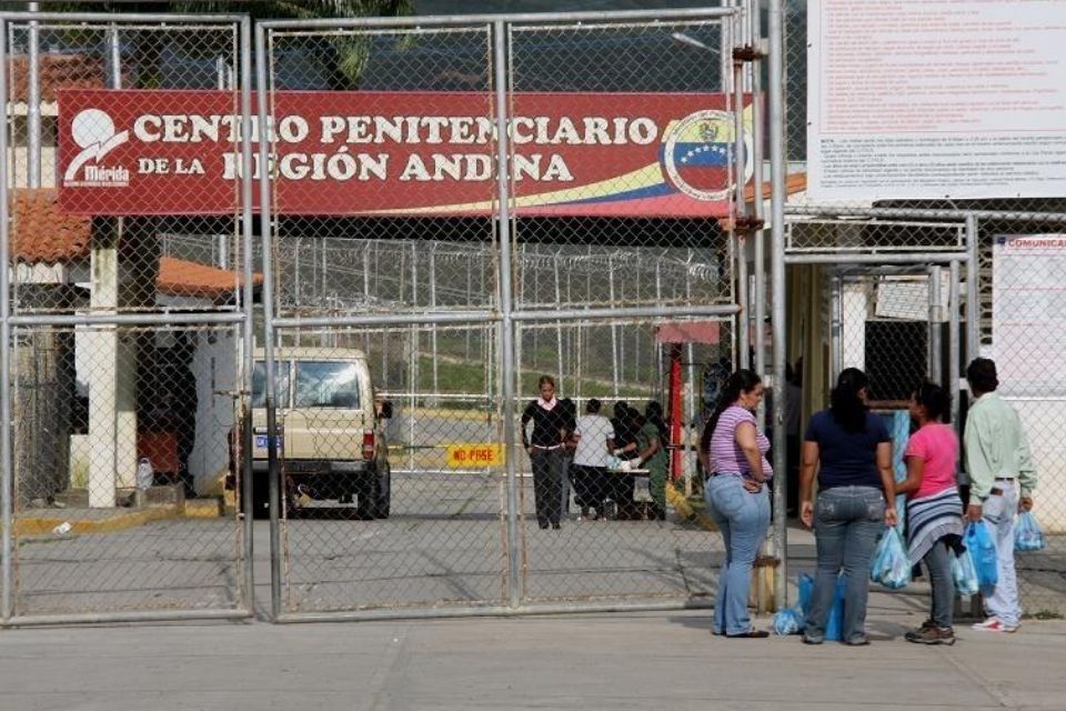 20 años de cárcel por abusar sexualmente de su primito