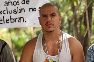 Activista Koddy Campos denuncia que funcionarios intentan ingresar a su vivienda