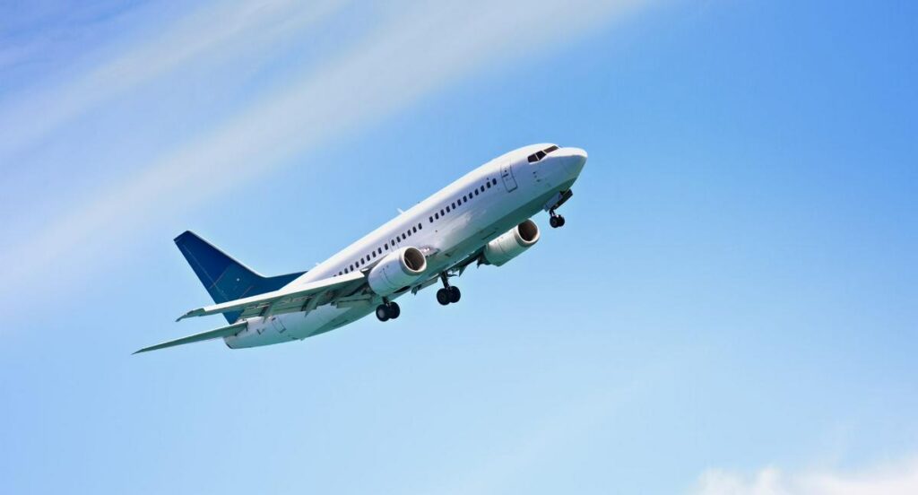 Aerolínea enloqueció y sacó 'All you can fly'; hay vuelos desde los 40.000 pesos