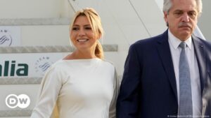 Alberto Fernández denuncia penalmente a Fabiola Yáñez – DW – 22/08/2024