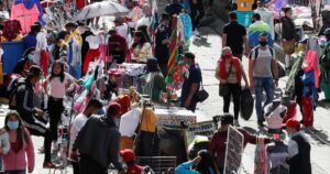 Alcaldía de Bogotá reveló que más del 50% de migrantes venezolanos trabaja en la informalidad en la capital