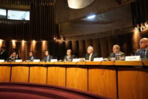 Banca y Negocios