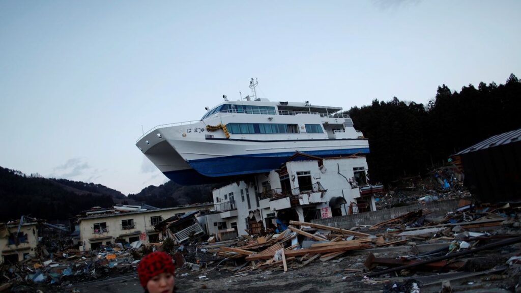 Alerta roja en Japón por tsunami tras un devastador terremoto de magnitud 7,1