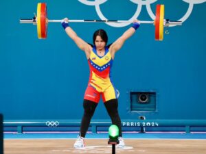 Anyelin Venegas a 5 kilos del bronce