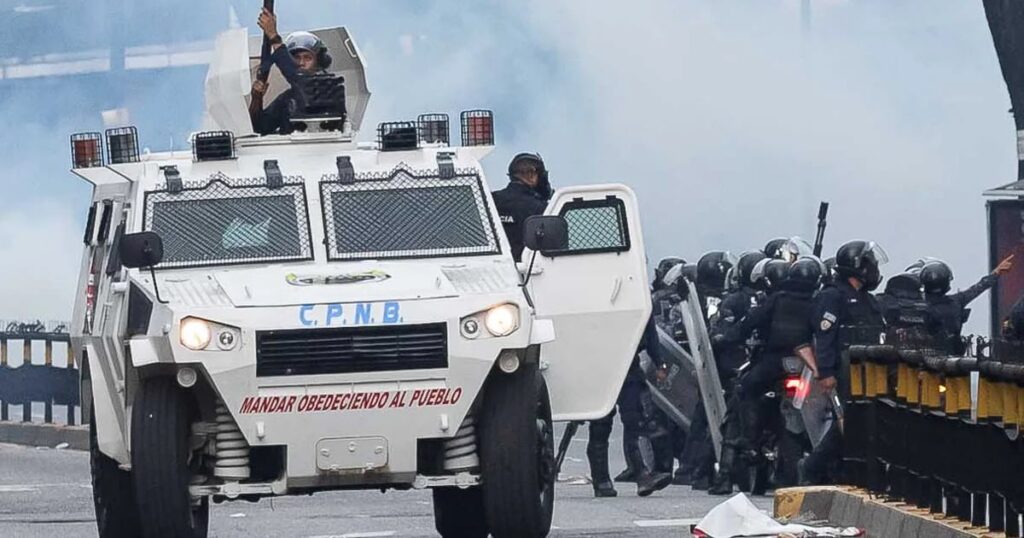 Ascendió a 23 el número de muertos en las protestas contra el fraude electoral de Nicolás Maduro en Venezuela