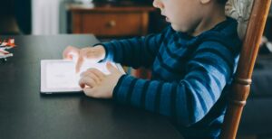 Así puedes proteger a tus hijos en Snapchat