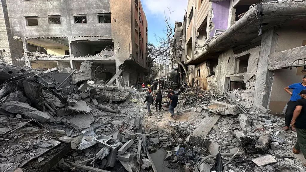 Ataques israelíes contra la Franja de Gaza dejan al menos seis muertos