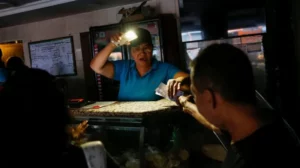 BBC Mundo: El apagón que dejó a gran parte de Venezuela sin luz e internet y que el gobierno tachó de "sabotaje" - AlbertoNews