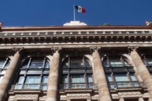Banca y Negocios