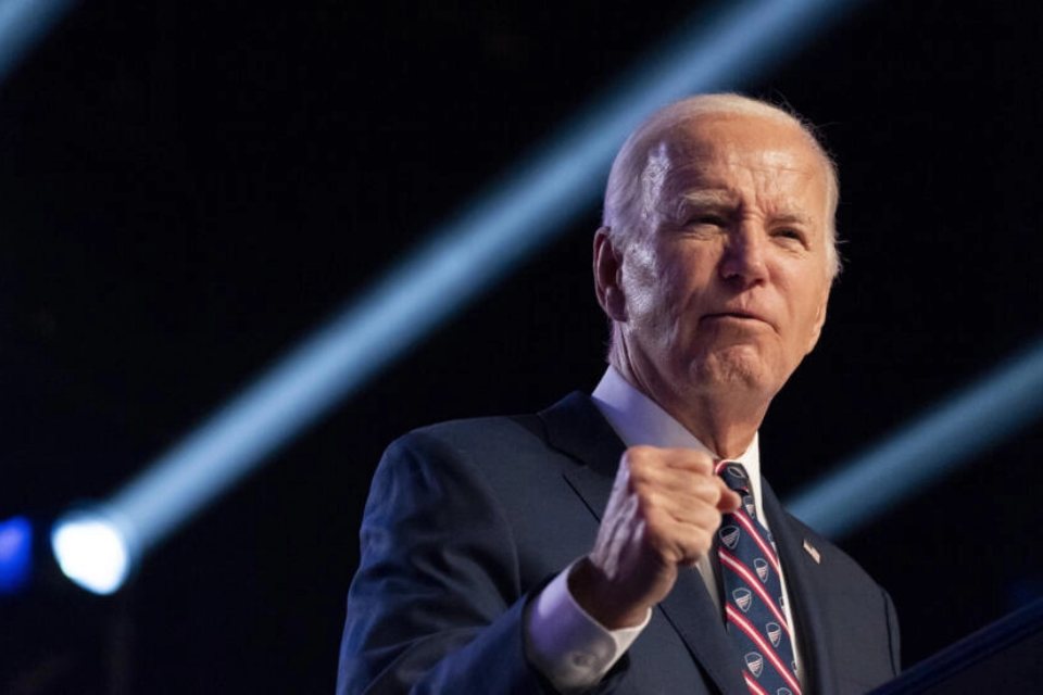 Biden dice que dejó carrera electoral para que su partido se concentre en vencer a Trump