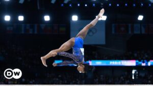 Biles gana su tercera medalla de oro en París 2024 – DW – 03/08/2024