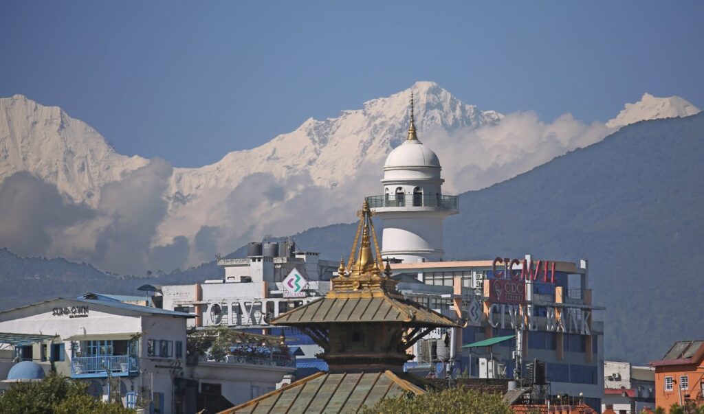 Buscan a dos turistas catalanes desaparecidos en el Nepal hace más de 48 horas