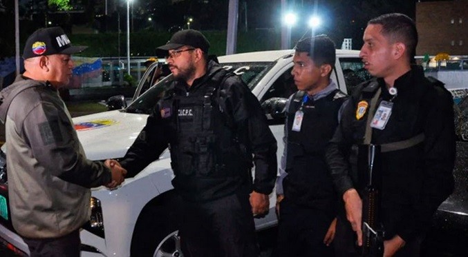 Cabello supervisa despliegue policial en áreas de Caracas