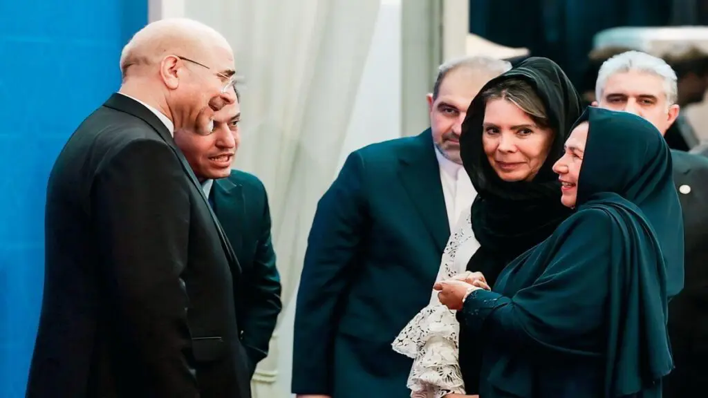 Canciller de Bolivia estrecha vínculos con Irán e India