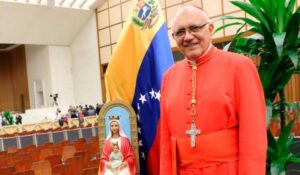Cardenal Porras entrega Arquidiócesis de Caracas a Biord Castillo
