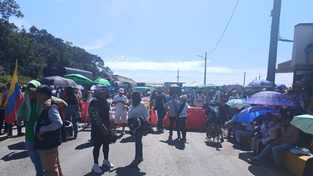 Comunidades del Meta piden retirar peaje en la vía entre Villavicencio y Yopal