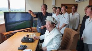 Corea de Norte muestra nuevo dron que ataca un blanco; EEUU y Corea del Sur efectúan ejercicios