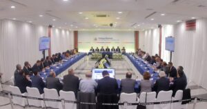 Crisis en Bolivia: el gobierno de Arce se reunió con empresarios para acordar medidas ante la falta de dólares