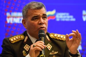 “Demostrando la fortaleza de las instituciones democráticas”