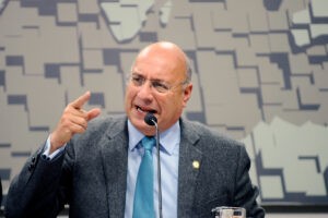 Denuncian detención de Williams Dávila tras salir de vigilia en Los Palos Grandes